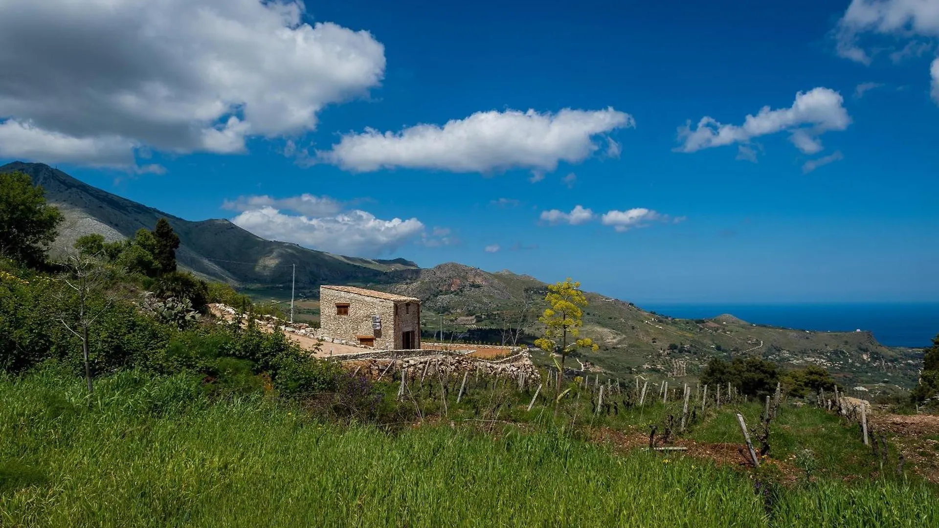 Villa Stone Walls With Jacuzzi Castellammare del Golfo